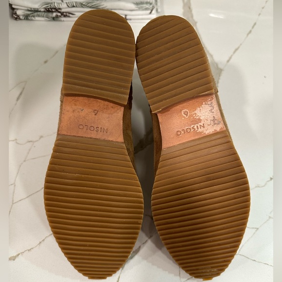 Nisolo Eva Everyday Chelsea Boots. Women’s size 6 M. Color Taupe Suede. - Picture 11 of 11